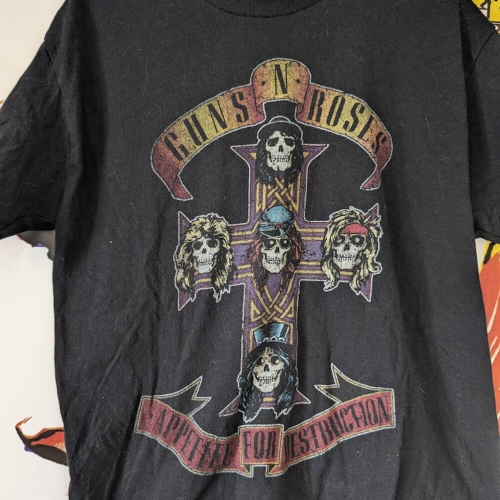 Guns N Roses Shirt !!